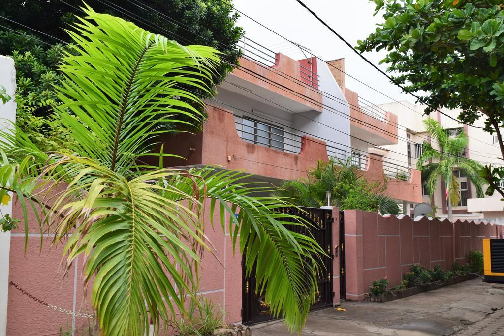 B&B Chez Rita Cotonou Buitenkant foto