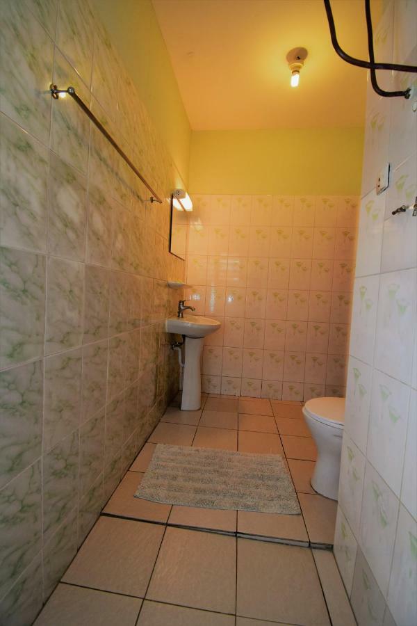 B&B Chez Rita Cotonou Buitenkant foto