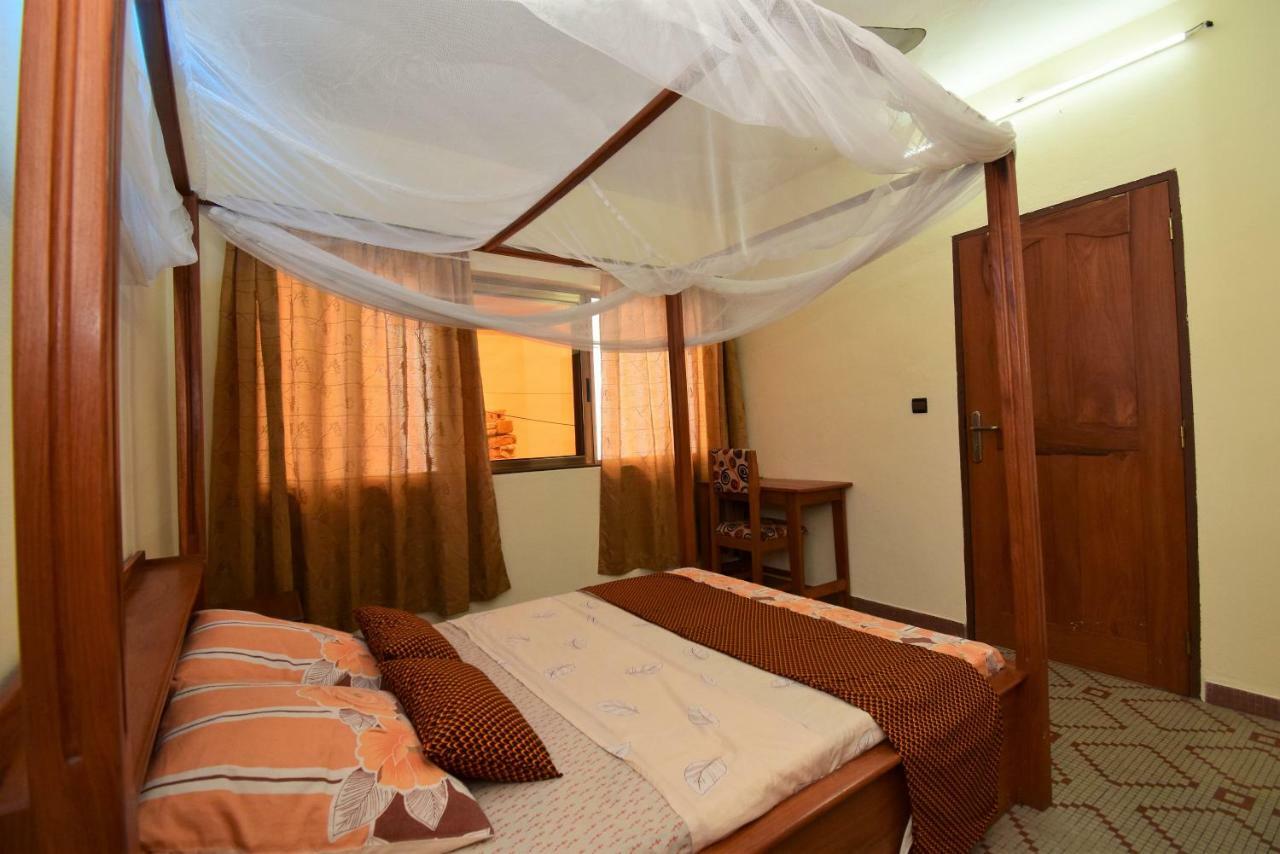 B&B Chez Rita Cotonou Buitenkant foto