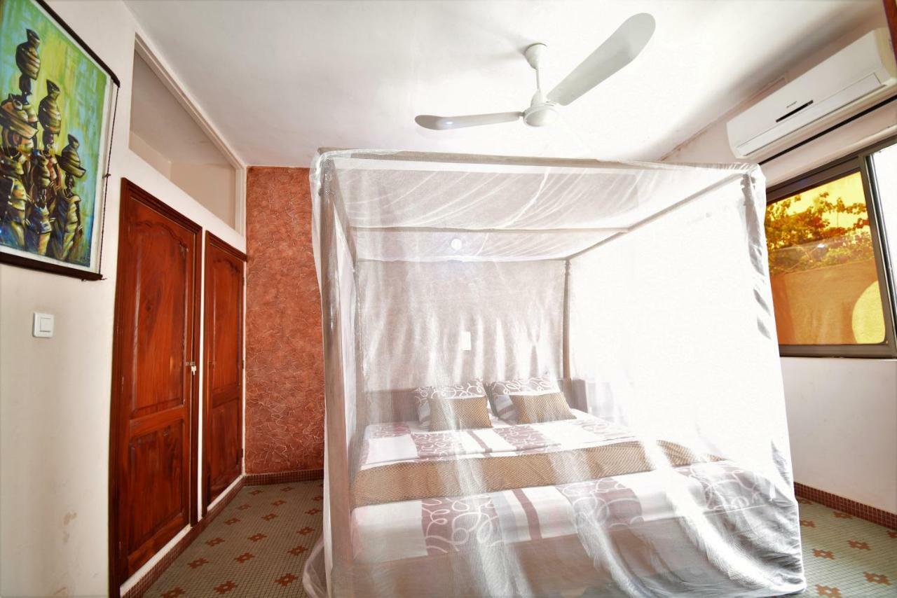 B&B Chez Rita Cotonou Buitenkant foto