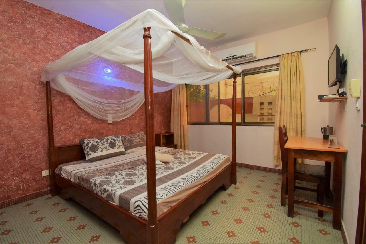 B&B Chez Rita Cotonou Buitenkant foto